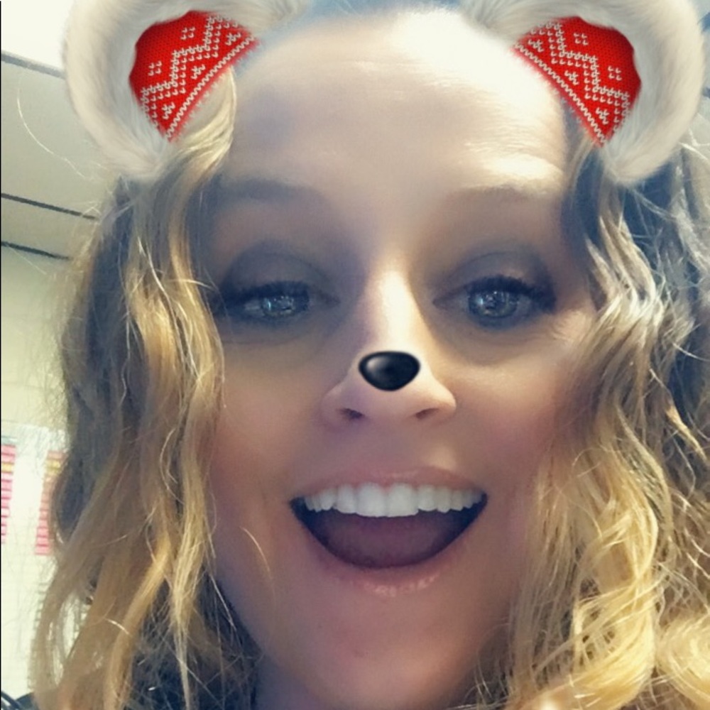 Meet your Posher, Alexandra